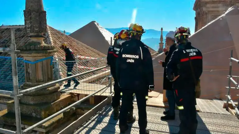 Dónde y cuándo es obligatorio tener un extintor: Protección contra incendios en monumentos históricos