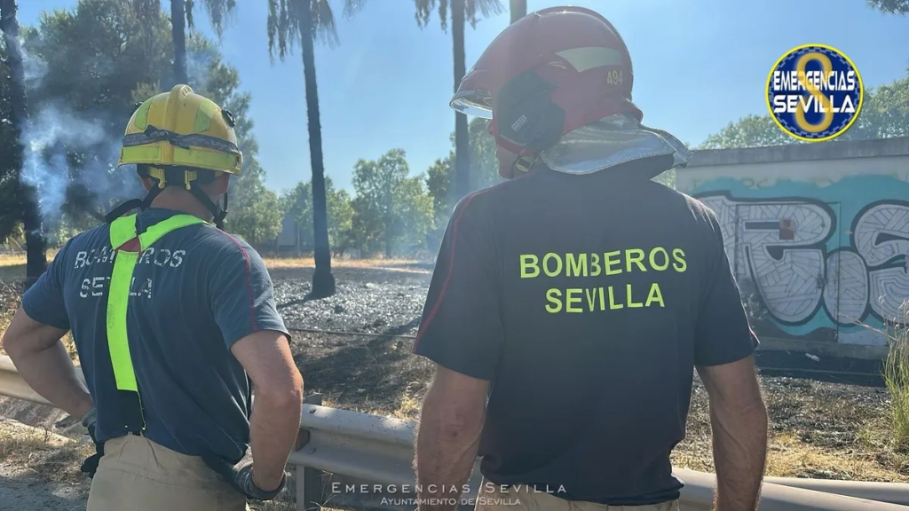 Nuevo incendio en la Isla de la Cartuja de Sevilla: prevención y seguridad en entornos urbanos