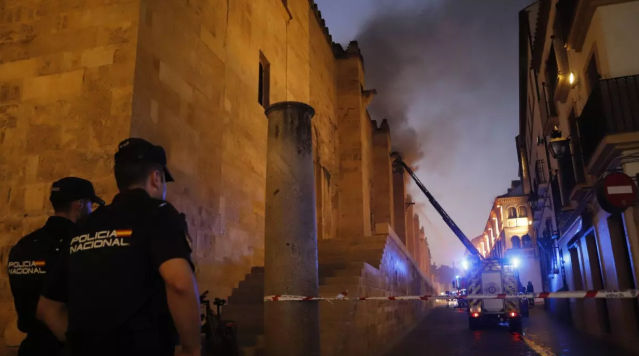 ¿Qué provocó el incendio en la Mezquita-Catedral? Descubre las causas