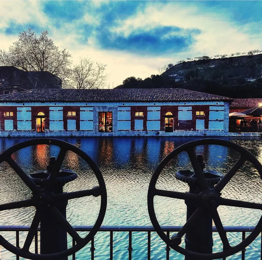 La importancia crítica de la protección contra incendios en cocinas profesionales: lecciones tras la reapertura de un restaurante icónico. Seguridad avanzada y prevención.