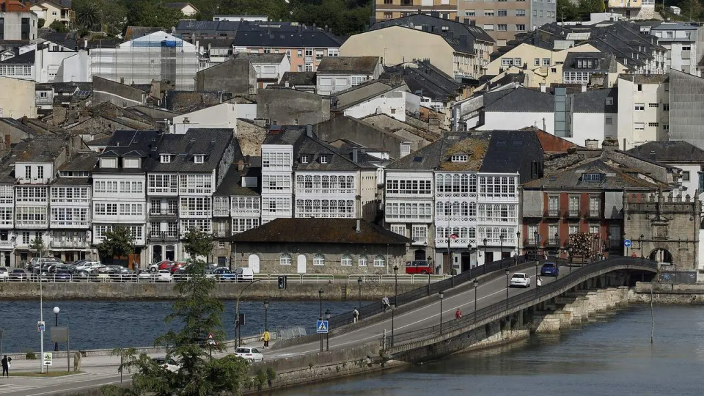 Conato de incendio en Viveiro: la rápida actuación de un operario evita un desastre mayor